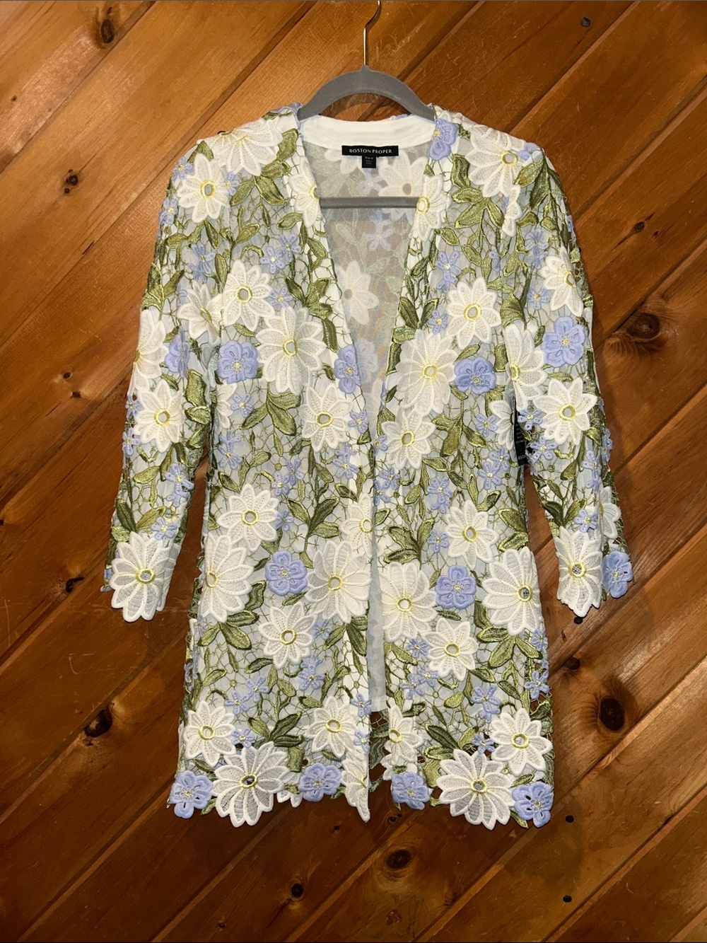Boston Proper lace hip length duster w/ white & light blue floral appliqué NWT
